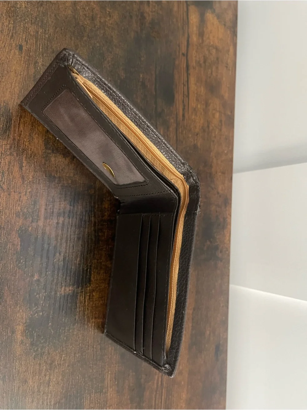 N/A compact brown